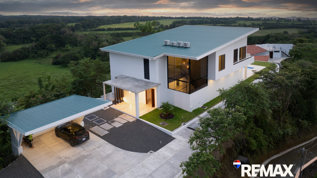 Garabito Central Pacific Costa Rica>Hermosa Beach For Sale 112319 | RE/MAX Costa Rica Real Estate