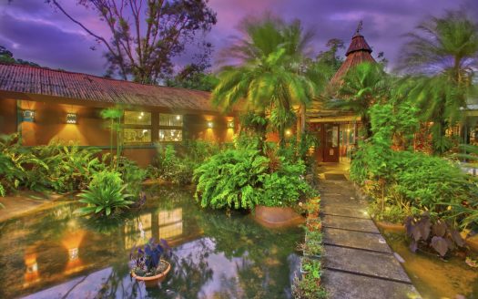 The Lucky Bug – Boutique Hotel & Investment Opportunity in Nuevo Arenal