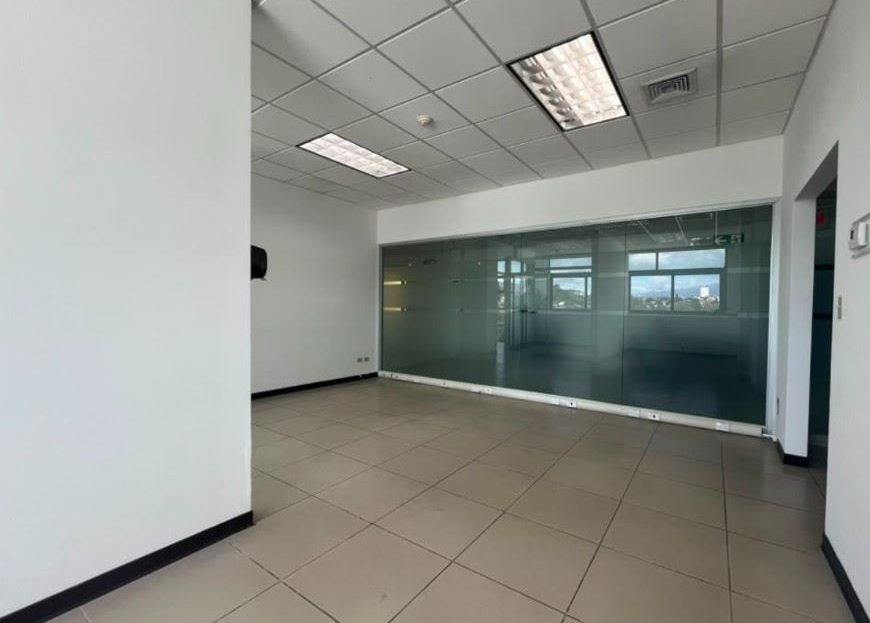 Modern Office Space in the Heart of Escazú | Abundant Natural Light & Prime Business Location