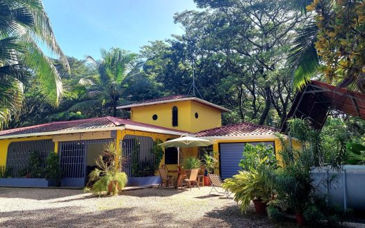 Villa Las Maracas – 3-Bedroom Home for Sale Between Sámara and Nosara