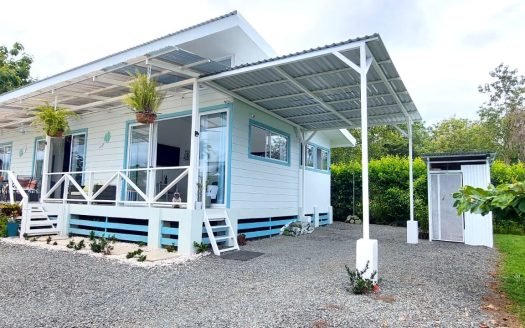 Stunning two bedroom house in Villa Nueva, CASA AMANDA.