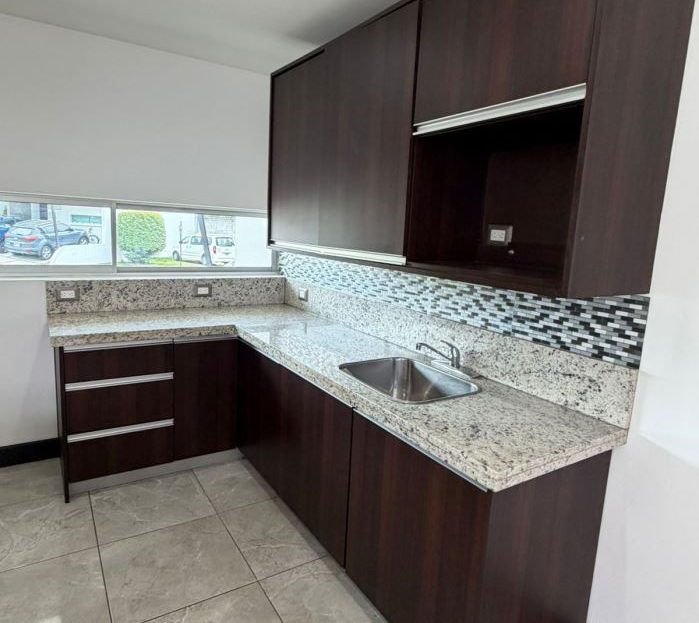 Beatifull House in a gated community in Cartago