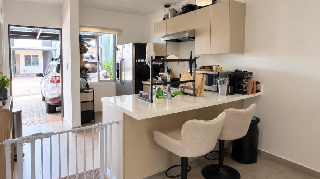 House for Sale – Naos Condominium