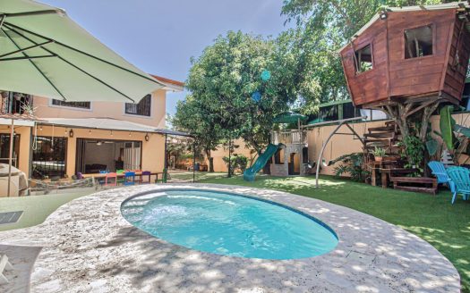 Casa Papaya Breeze | Suburban Living | Private Pool