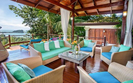 Casa Samba – Tropical Balinese Style Rental Home