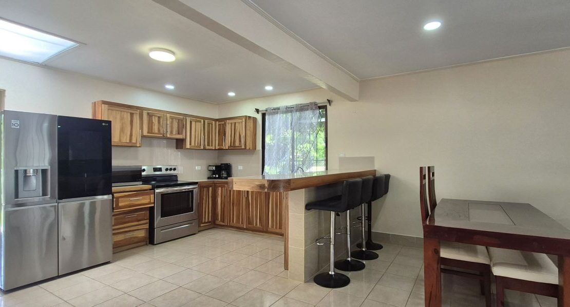Furnished Home in Mercedes
