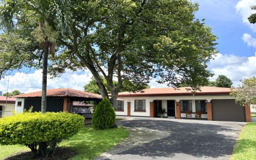Furnished Executive Home for Rent Near Boston Scientific – Ciruelas Alajuela