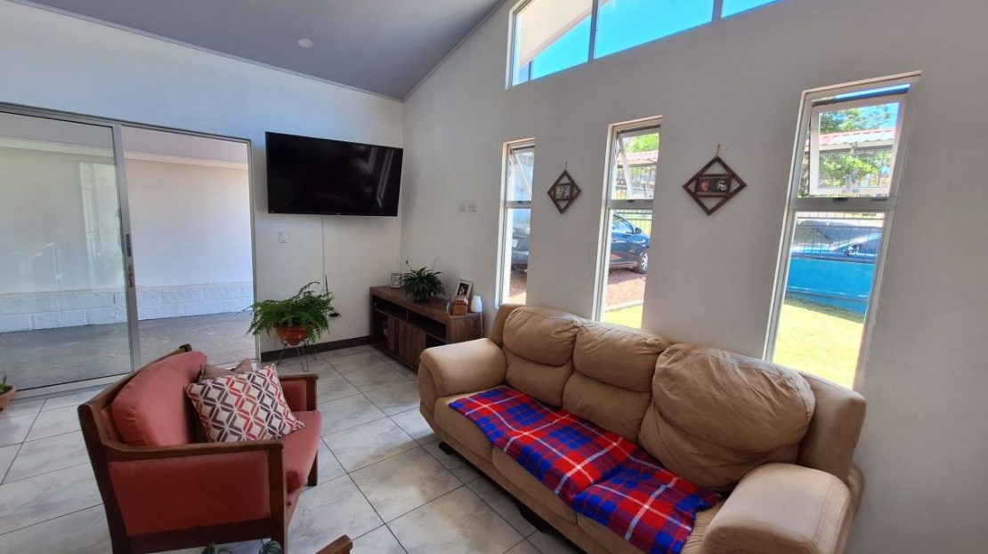 Modern House for sale