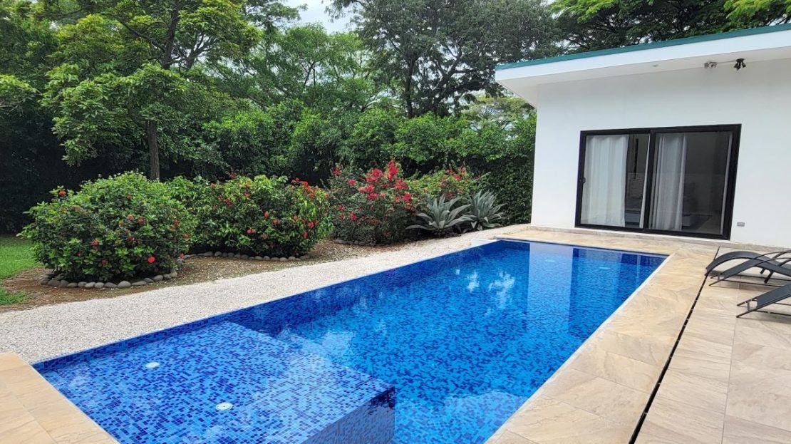 Casa Stella ~ Furnished 3-Bedroom Home with Private Pool Near Tamarindo