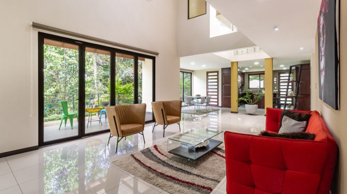 FULLY FURNISHED High-end house FOR RENT