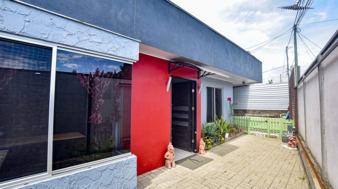 2-Car Garage