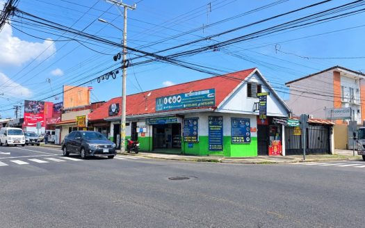 Unique opportunity: high-traffic corner with 5 commercial units generating rental income, Tibás downtown