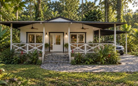 Sacred Falls Cottages – Boutique Tropical Homes Near Manuel Antonio, Costa Rica