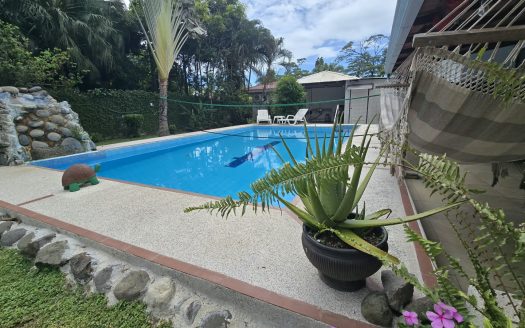 Jaco beach spacious five bedroom house