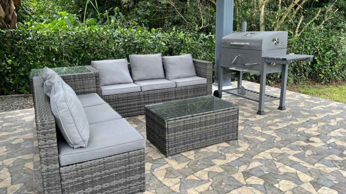 Perez Zeledon: Fully Furnished