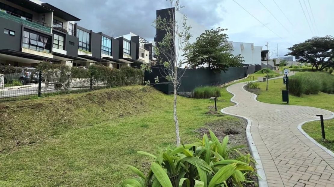 Costa Rica Real Estate