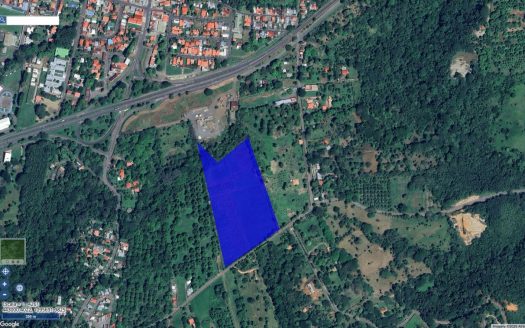 Amplio Terreno en Orotina