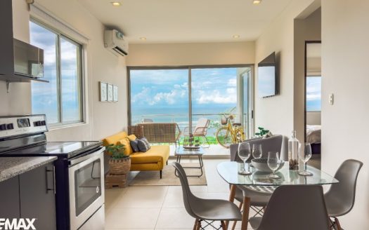 Beachfront condo|Gated community| Bejuco Beach