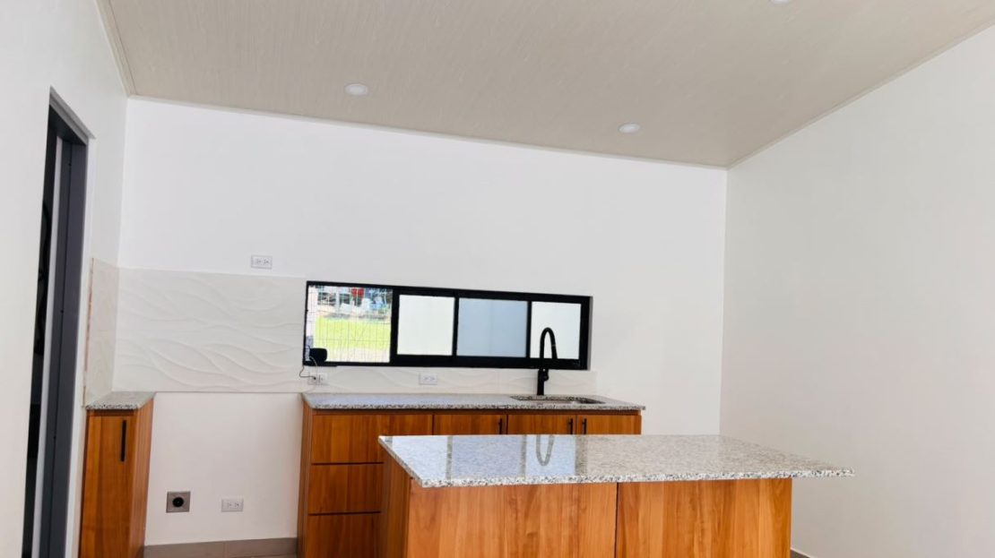 Brand-New Rental Homes Within Walking Distance of Downtown Atenas