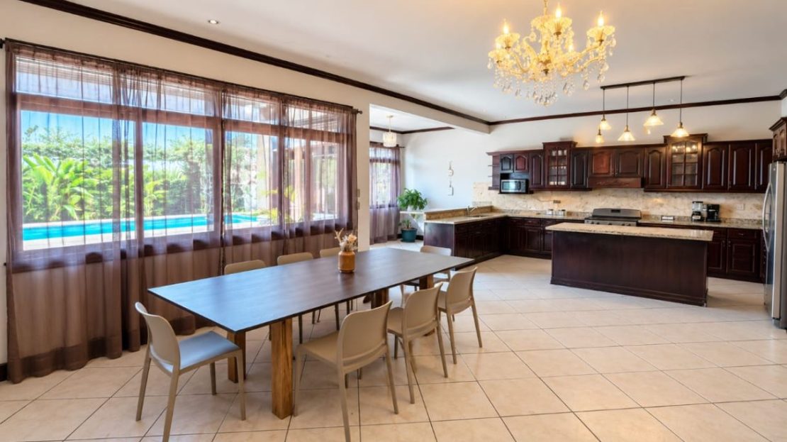 LUXURY HOME FOR SALE IN BOSQUES DE DOÑA ROSA!