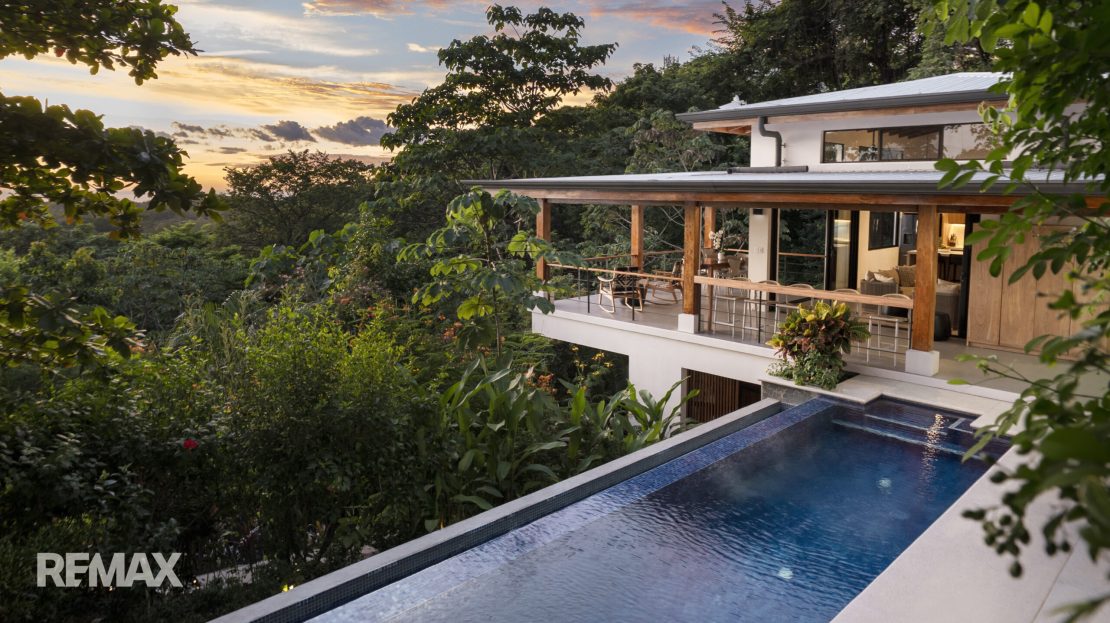 Where the Jungle meets the Sea- JAZ'a Nosara Guanacaste | REMAX
