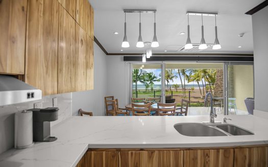 Fully Renovated Oceanfront Condo at Diamante del Sol, Jacó – 2 Bedrooms, 2 Bathrooms & Stunning Ocean Views